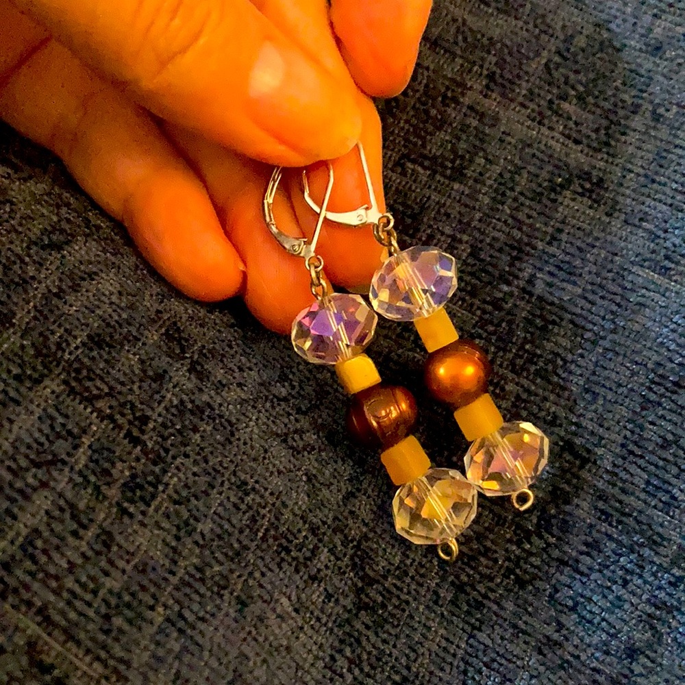 5/$25 Aurora borealis crystal snd bronze bead earrings.